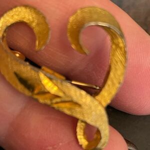 Brooch open heart gold color marked mamsel brooch bouquet pin scarf hat skirt